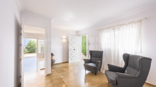 Villa à vendre à Lindasol, Marbella Est