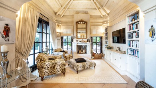 Villa for sale in Sierra Blanca, Marbella Golden Mile