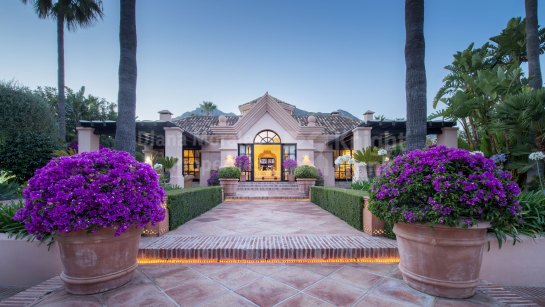 Villa for sale in Sierra Blanca, Marbella Golden Mile