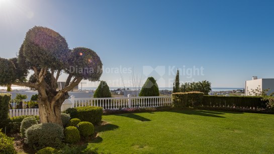 Villa en venta en La Alqueria, Benahavis