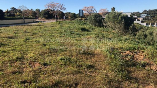 Plot for sale in Almenara, Sotogrande