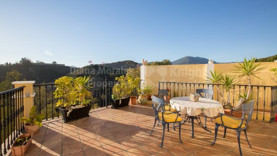 Villa en venta en Aldea Dorada, Nueva Andalucia