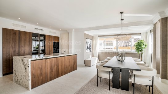 Duplex Penthouse à vendre à Costa Nagüeles I, Marbella Golden Mile
