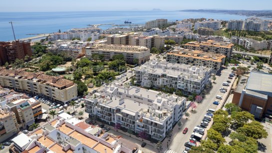 Ground Floor Duplex for sale in Estepona Centre