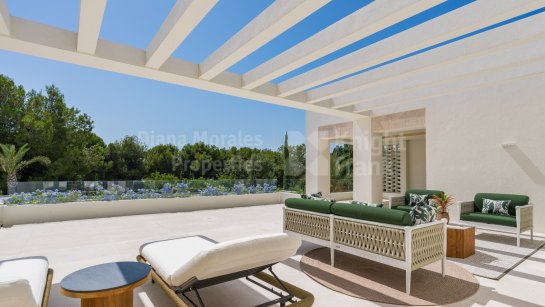 Villa for sale in Altos Reales, Marbella Golden Mile