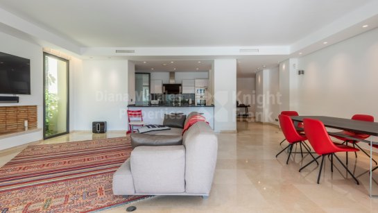 Ground Floor Apartment for sale in Imara, Marbella Golden Mile