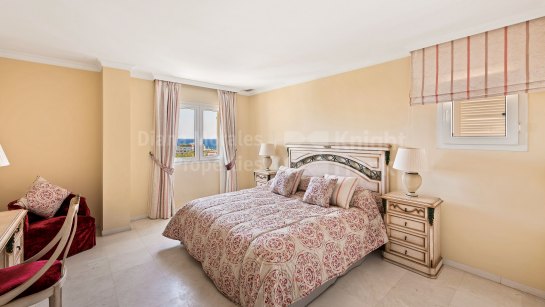 Atico Duplex en venta en Playas del Duque, Puerto Banus