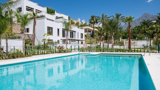 Erdgeschosswohnung zum Verkauf in Las Lomas del Marbella Club, Marbella Goldene Meile