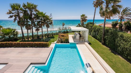 Villa zum Verkauf in Beach Side Golden Mile, Marbella Goldene Meile