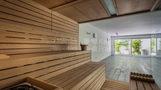Villa zum Verkauf in Beach Side Golden Mile, Marbella Goldene Meile