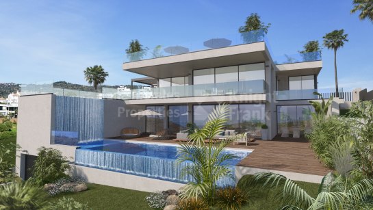 Villa en venta en Cabopino, Marbella Este