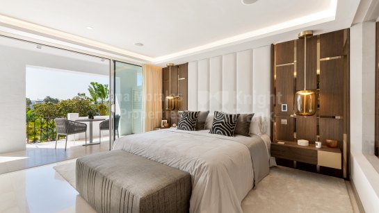 Wohnung zum Verkauf in Marina de Puente Romano, Marbella Goldene Meile