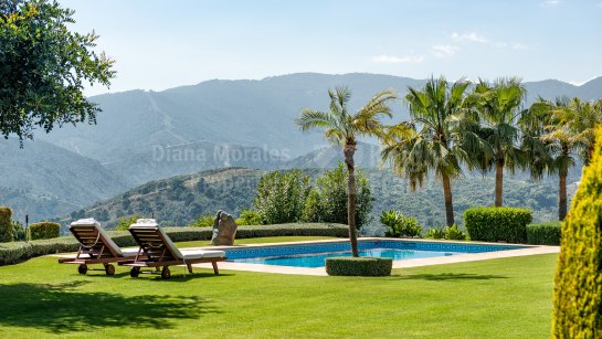 Villa for sale in La Zagaleta, Benahavis