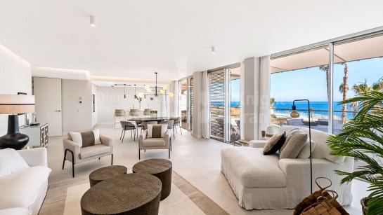 Zweistöckiges Penthouse zum Verkauf in Estepona Playa