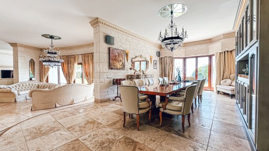 Villa for sale in La Zagaleta, Benahavis