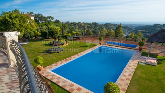 Villa zum Verkauf in La Zagaleta, Benahavis