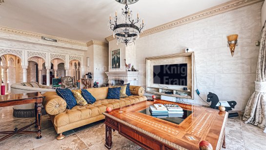 Villa for sale in La Zagaleta, Benahavis