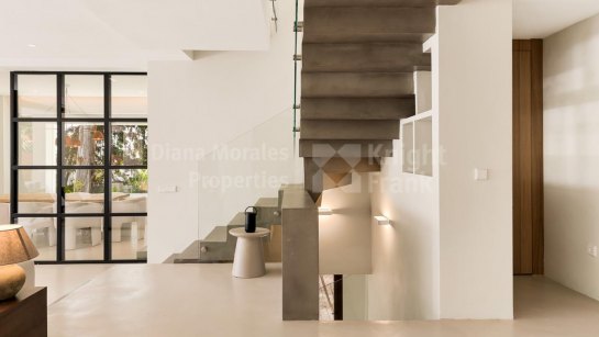 Villa to rent in Los Monteros, Marbella East