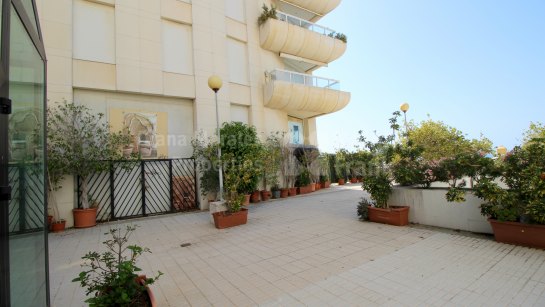 Commercial Premises to rent in Marbella Centre, Marbella City