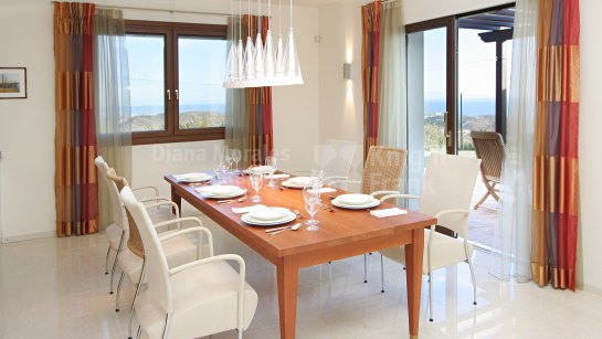 Villa en venta en Marbella Club Golf Resort, Benahavis