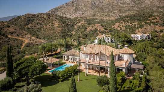 Villa en alquiler en Marbella Hill Club, Marbella Milla de Oro