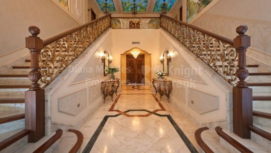 Villa en venta en Los Picos, Marbella Milla de Oro