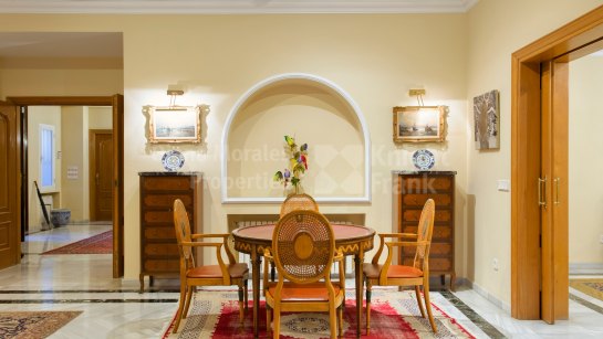 Вилла на продажу в Guadalmina Baja, Сан Педро де Алькантара