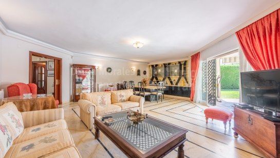 Villa à vendre à Bel Air, Estepona Est