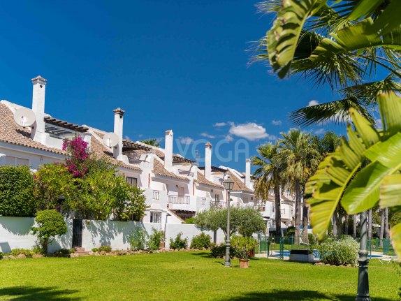 Impecable Adosado en Los Naranjos