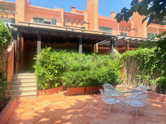 Semi Detached House for rent in La Reserva de los Monteros, East Marbella
