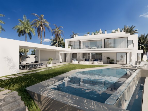 Luxury Villa with Spectacular Sea and Mountain Views in Cascada de Camoján, Marbella