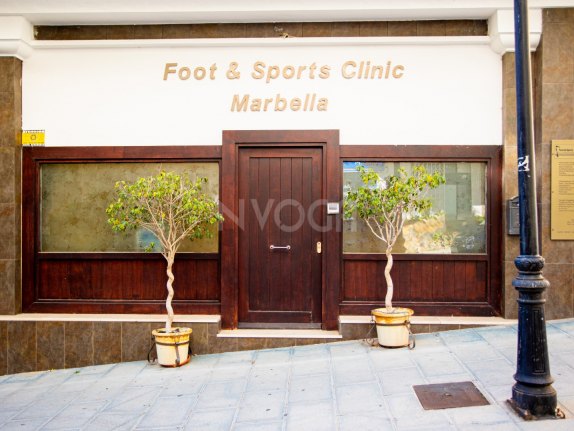 Local comercial en Ricardo Soriano Marbella con garaje