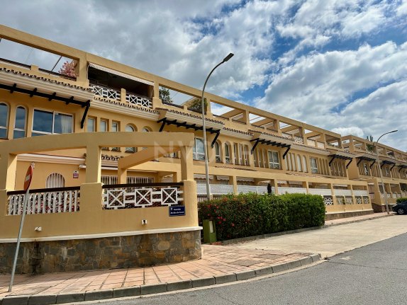 Modern flat only 2 minutes from the beach in Elviria