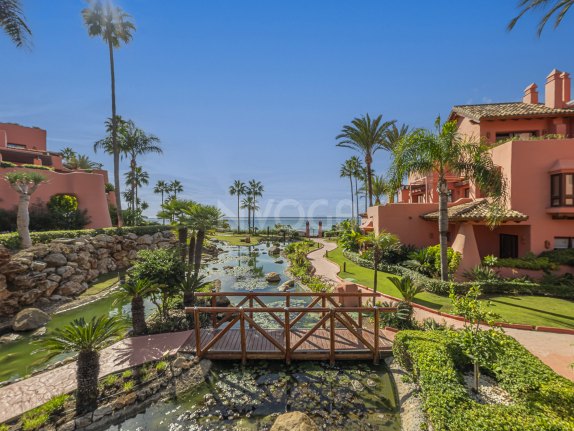 Beachfront Apartment in Estepona
