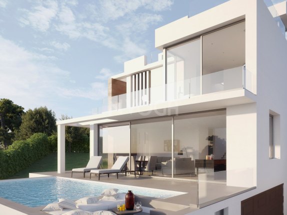 Villa Contemporánea Llave en Mano en Buenas Noches, Estepona – Villa Molina