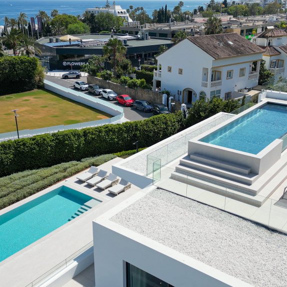 Villa Zero