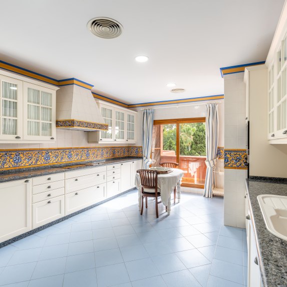 Penthouse Alhambra Del Golf