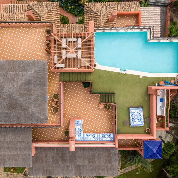 Penthouse Alhambra Del Golf
