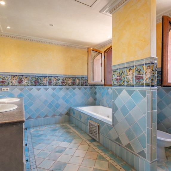 Penthouse Alhambra Del Golf