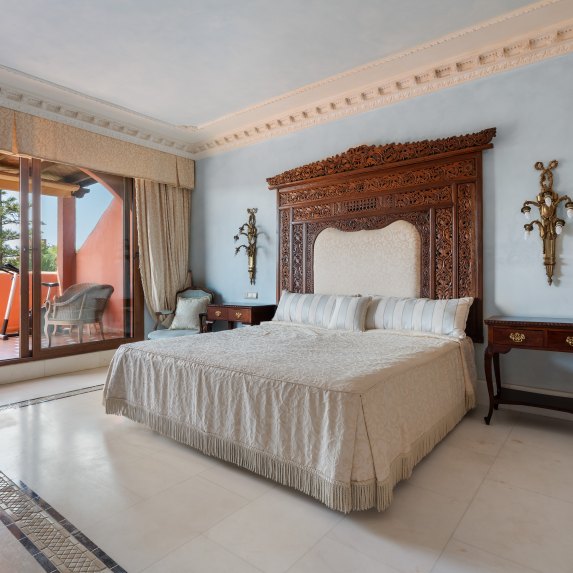 Penthouse Alhambra Del Golf