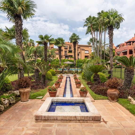 Penthouse Alhambra Del Golf