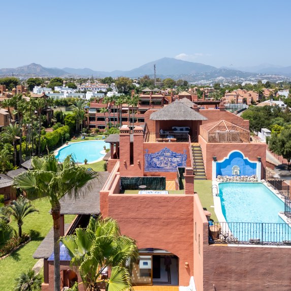Penthouse Alhambra Del Golf