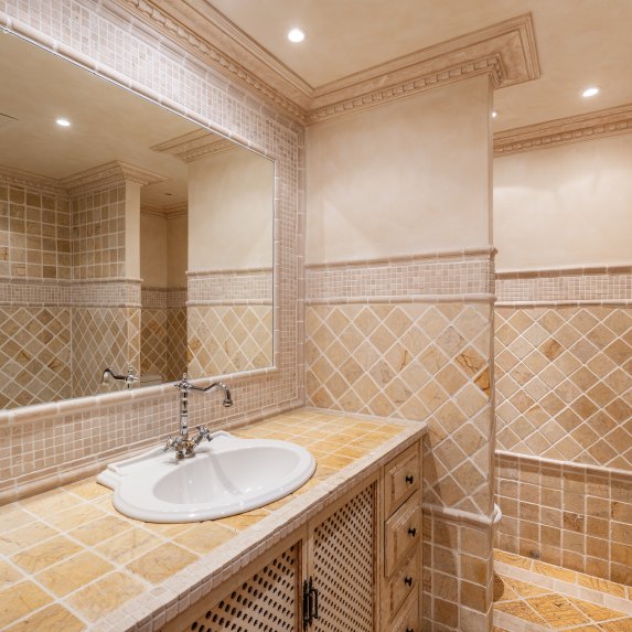 Penthouse Alhambra Del Golf