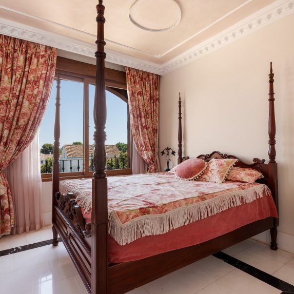 Penthouse Alhambra Del Golf