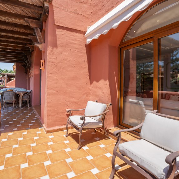 Penthouse Alhambra Del Golf