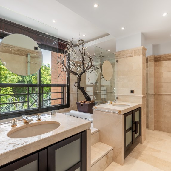 Apartment Laguna de Banus