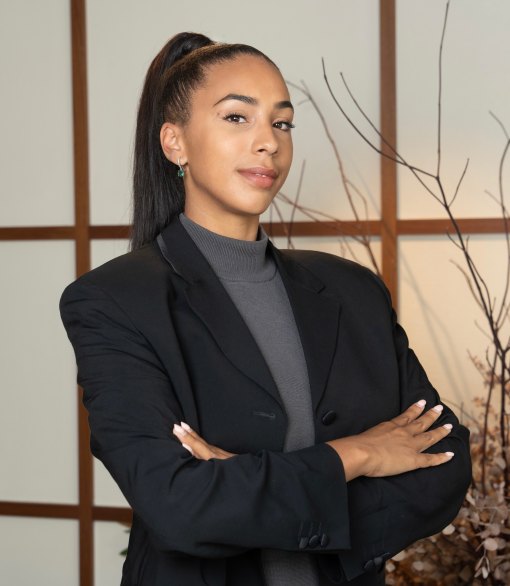 Kemi Johnson The Agency Marbella