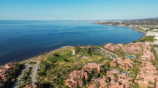 Estepona East Guide