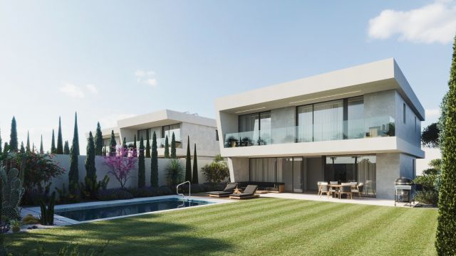 MODERNE LUXE VILLA OP ENKELE STAPPEN VAN HET STRAND IN SAN PEDRO