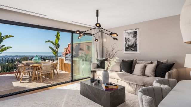 PENTHOUSE HALCON | PENTHOUSE DE LUXE RÉNOVÉ AVEC VUES PANORAMIQUES À BENAHAVÍS